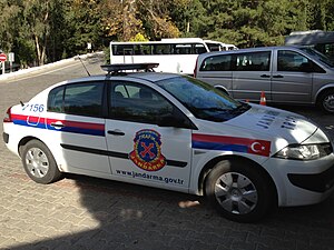 Renault Megane Jandarma squad car.JPG