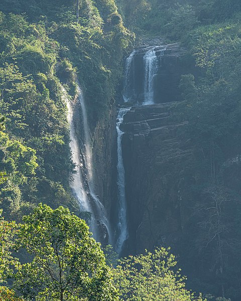 File:SL NuwaraEDistrict asv2020-01 img07 Puna Falls.jpg