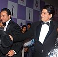SRK & SAK at Filmfare08.jpg