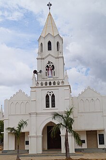 Gereja Hati kudus Front View - Diklik oleh Santhosh Thomas & Sujanth Roy untuk Festival228