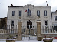 Ang Town Hall sa Saint-Macaire