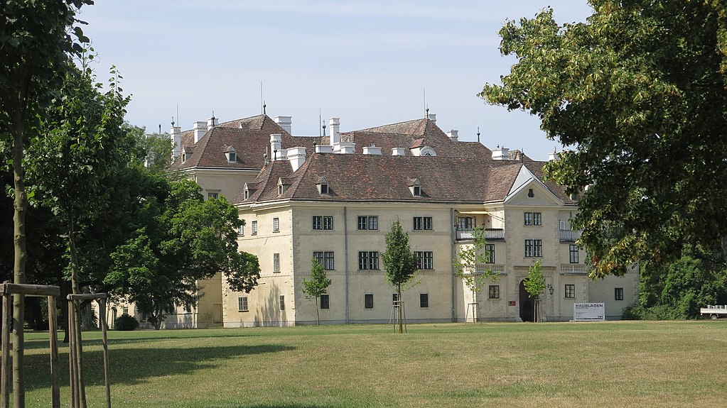 Schloss Laxenburg 1.jpg