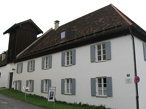 Schlosshof 10 Murnau-1