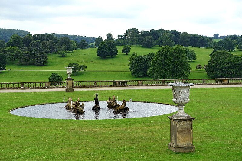 File:South lawn, with Seahorse Fountain by Caius Gabriel Cibber, 1688-1691, and urns by Francesco Bienaime, 1800s - Chatsworth House - Derbyshire, England - DSC03572.jpg