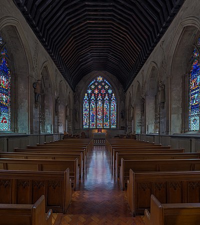 File:St Etheldreda's Church 1, London, UK - Diliff.jpg