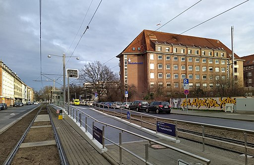 Stadtbahnstation Humboldtstraße mit Friederikenstift