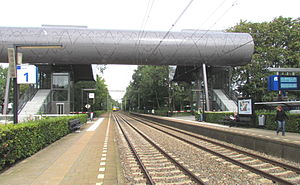 Station Hilversum Noord, september 2011 (1).jpg