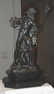 Thumbnail for File:Statue holding a trident.jpg