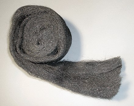 A roll of steel wool