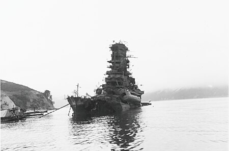 Sunken Japanese battleship Haruna off Koyo, Etajima (Japan), on 8 October 1945 (80-G-351726).jpg