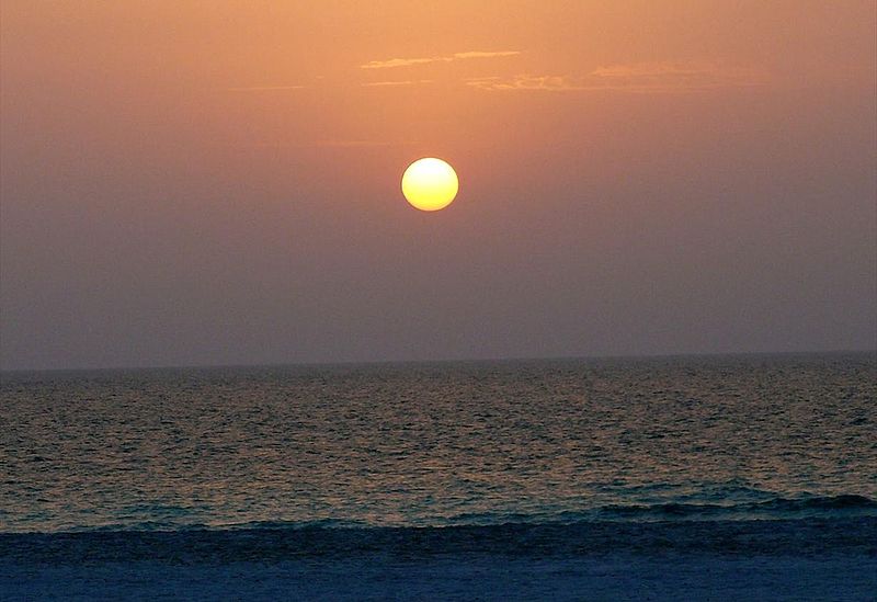 File:Sunset in Dubai on 11 August 2007 Pict 4.jpg