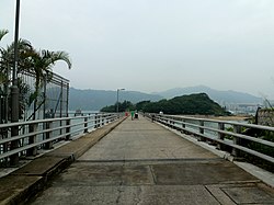 The Peng Lei Road bridge heading towards Tai Lei in November 2012