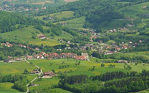 Die Ortschaft Texing vom Walzberg aus gesehen