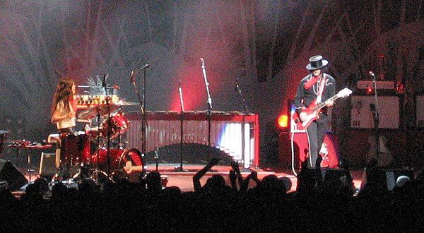 The White Stripes performing in 2005.