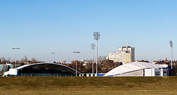 A felújított stadion a Tisza ártere felől