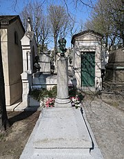 La tombe de Manet, Paris, cimetière de Passy.