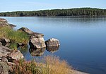 Typické skalnaté pobrežie jazera Saimaa