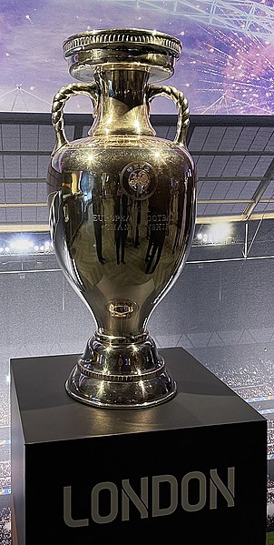 The trophy on display in 2021