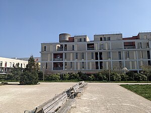 Bâtiment restauré de l'ancienne usine Clause.