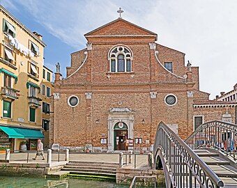 Façade et le Ponte dei Penini