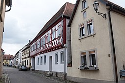 Volkach, Fahr, Blütenstraße 8 20161106-001