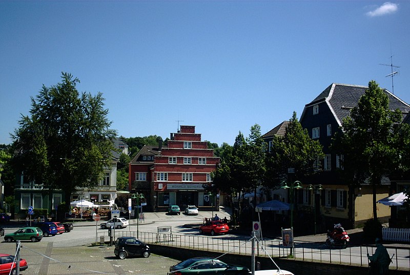 File:Wipperfürth Marktplatz.jpg