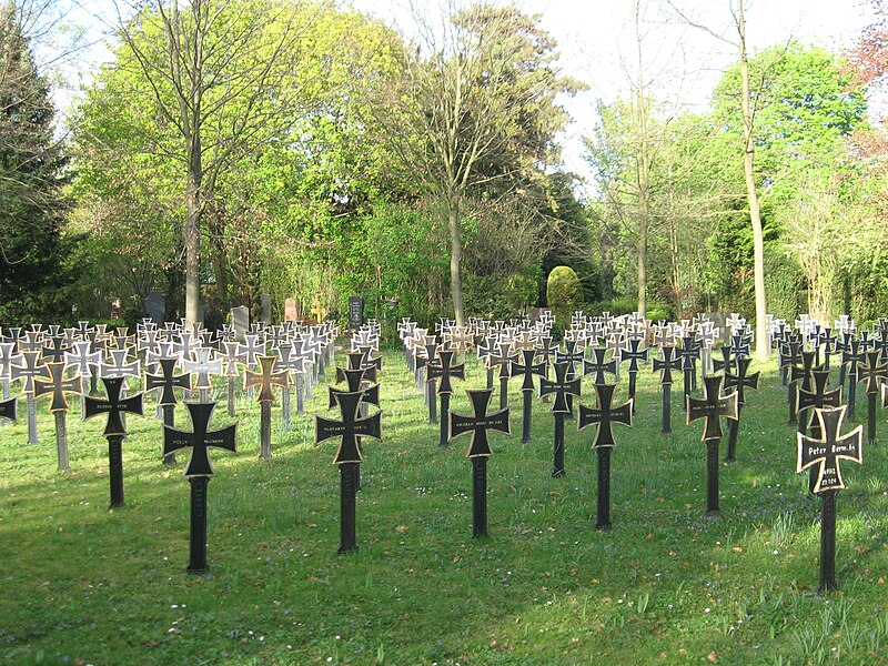 File:Worms, Hauptfriedhof (2).JPG