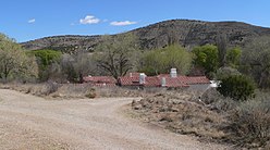 Wyeth-Hurd house from S 1 long.JPG