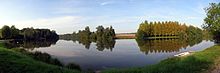 Bestand:Yonne_river_Armeau.jpg