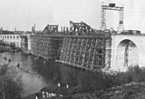 Construction de l'arc vers 1928.