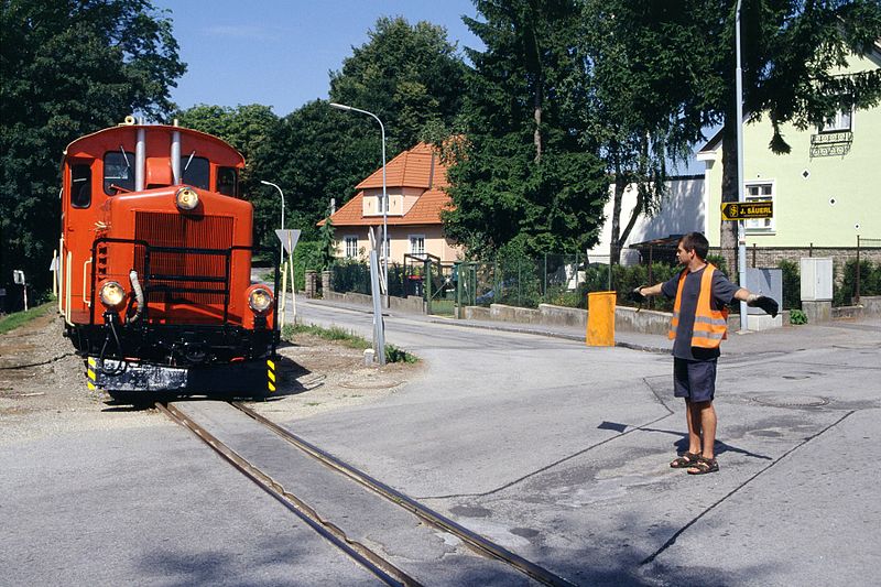 File:ÖBB2091 heidenreichstein 1.jpg