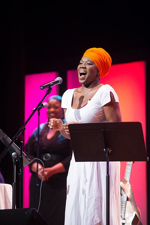 India Arie performing at Texas A&M University–Commerce in April 2014