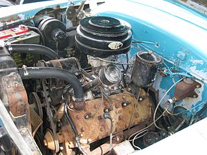 1953 Ford engine (14154603528).jpg