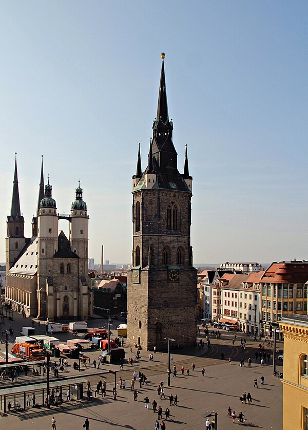 Image: 2012 03 Halle 02 Marktplatz (1)