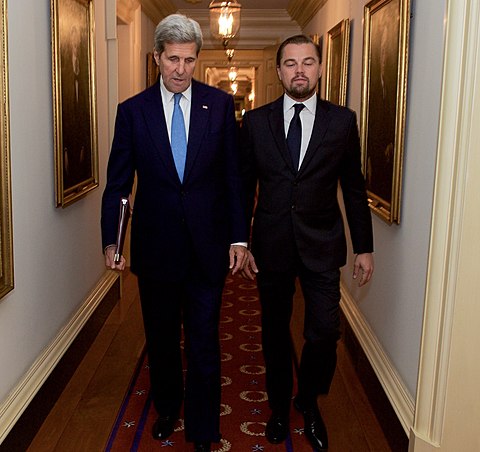 U.S. Secretary of State John Kerry and DiCaprio at the Our Ocean Conference at the U.S. Department of State in 2016