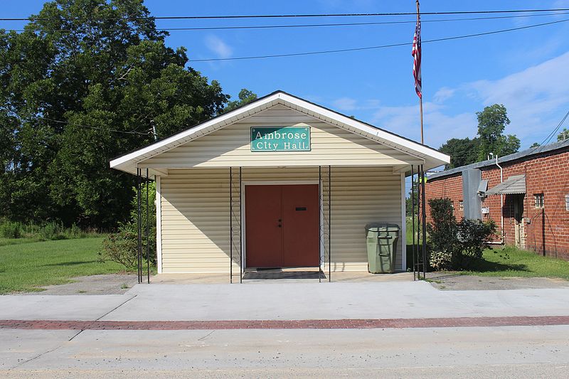 File:Ambrose City Hall.jpg