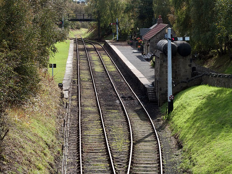 File:Andrews House Station - geograph.org.uk - 2619408.jpg