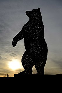 <i>The DunBear</i> Steel sculpture in Dunbar, Scotland