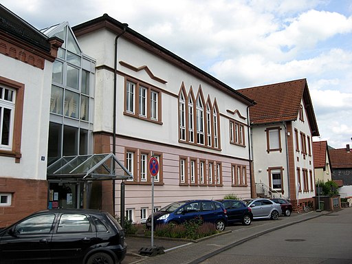 Annweiler Elisabethenstr 2