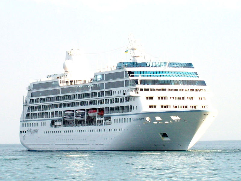 File:Azamara Quest возле Ялты.jpg