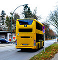 Berliner Verkehrsbetriebe (BVG) bus 3094 van het type Scania Citywide LFDD als lijn X34 bij Krankenhaus Havelhöhe te Berlijn.