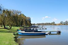 Bailieston Goulburn Weir Boats.JPG