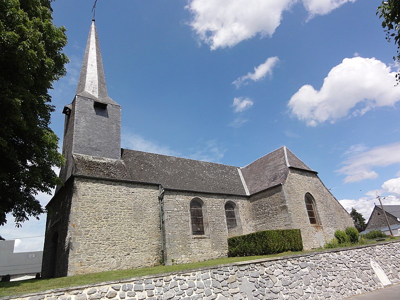 File:Baives (Nord, Fr) église, coté sud.jpg
