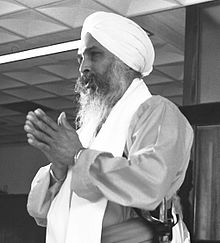 A Sikh holy man, doing Sikh prayer (Ardas) BhaiSahibJiArdas.jpg