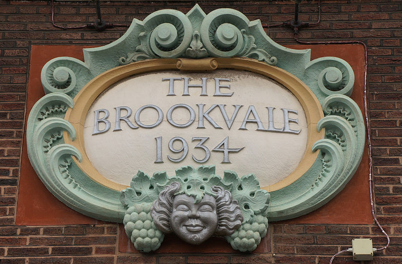 File:Brookvale Pub sign - Bloye.jpg