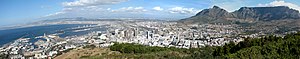 Panorama Cape Town wiwit saking Waterfront nganti tekan Table Mountain