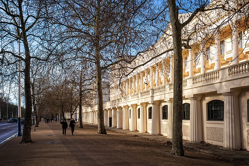 File:Carlton House Terrace (16191981918).jpg