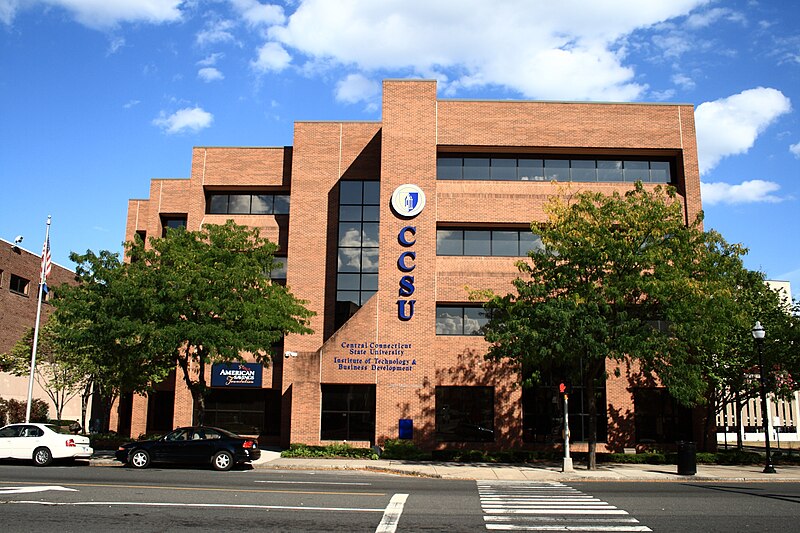 File:Central Connecticut State University Institute of Technology and Business Development, 2009-09-15.jpg