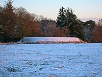 The Chapel Hill from near Chapeltoun Mains. Chapel Hill from Chapeltoun Mains.JPG