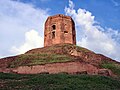 Chaukhandi Stupa on a hill, Sarnath, commemorates the spot where the Buddha met his first disciples, dating back to the fifth century or earlier and later enhanced by the addition of an octagonal tower of Islamic origin.
